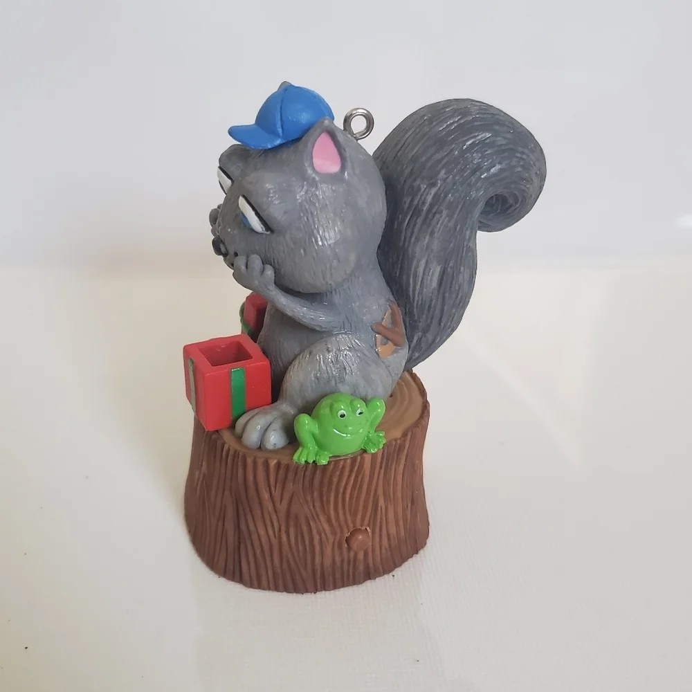 2013 Hallmark Squirrel Ornament
